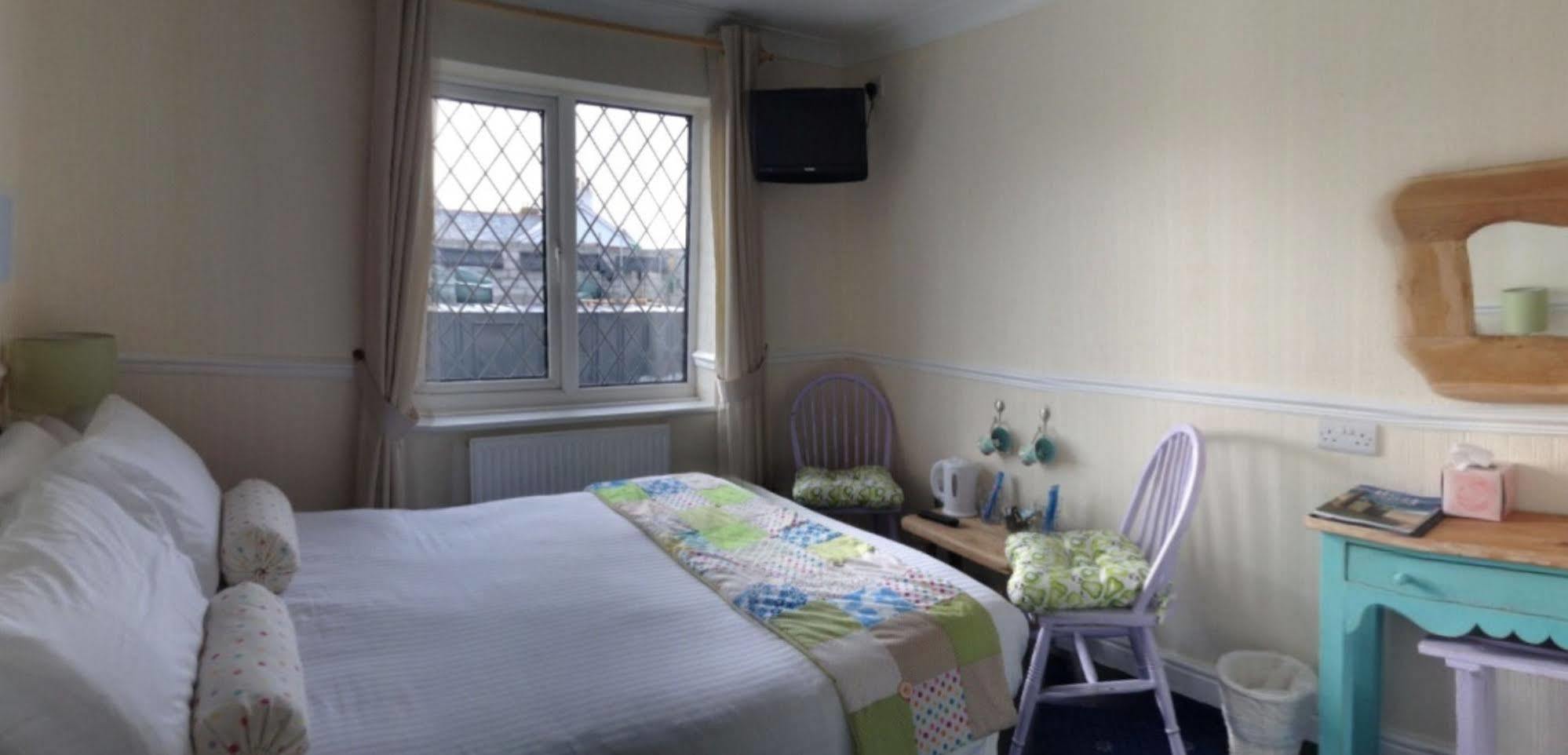 Green Apple Bed And Breakfast St Ives  Bagian luar foto